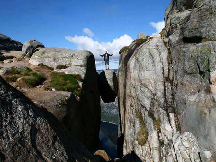 世界上8个最惊心动魄的景点(图3) 世界上8个最惊心动魄的景点(图3)